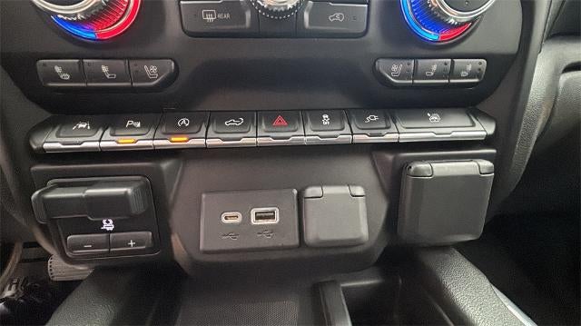 2020 GMC Sierra 1500 Crew Cab Short Box 4-Wheel Drive SLT