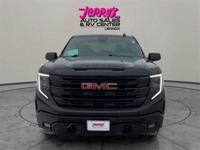 2022 GMC Sierra 1500 Crew Cab Short Box 4-Wheel Drive Elevation 3SB