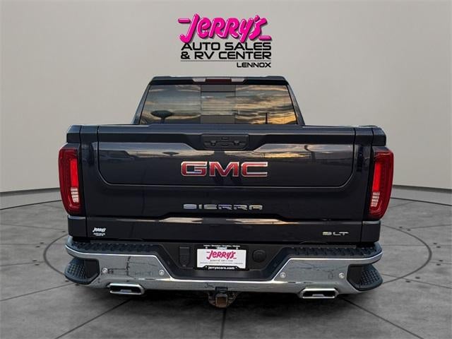 2022 GMC Sierra 1500 Crew Cab Short Box 4-Wheel Drive SLT