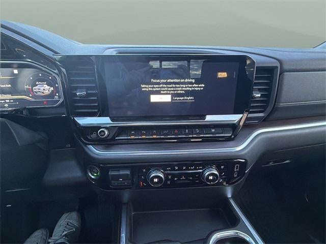 2022 GMC Sierra 1500 Crew Cab Short Box 4-Wheel Drive SLT