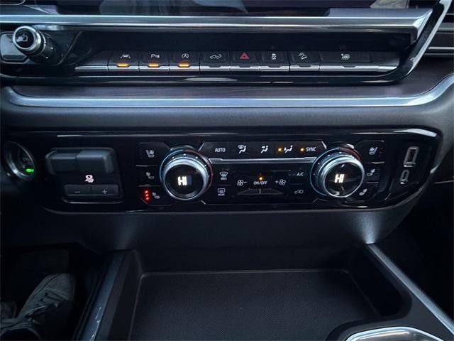 2022 GMC Sierra 1500 Crew Cab Short Box 4-Wheel Drive SLT