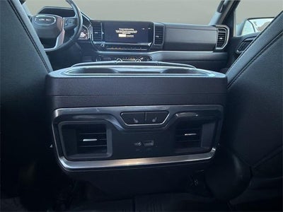 2022 GMC Sierra 1500 Crew Cab Short Box 4-Wheel Drive SLT