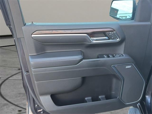 2022 GMC Sierra 1500 Crew Cab Short Box 4-Wheel Drive SLT