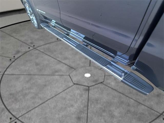 2022 GMC Sierra 1500 Crew Cab Short Box 4-Wheel Drive SLT