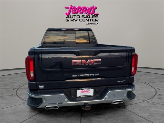2022 GMC Sierra 1500 Crew Cab Short Box 4-Wheel Drive SLT