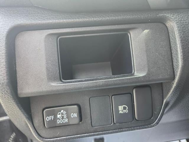 2018 Toyota Tacoma SR5 Double Cab 5' Bed V6 4x2 AT (GS)