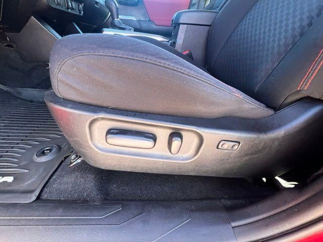 2021 Toyota Tacoma 4WD 4WD SR5 Double Cab 6' Bed V6 AT (Natl)