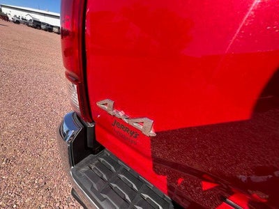 2021 Toyota Tacoma 4WD 4WD SR5 Double Cab 6' Bed V6 AT (Natl)