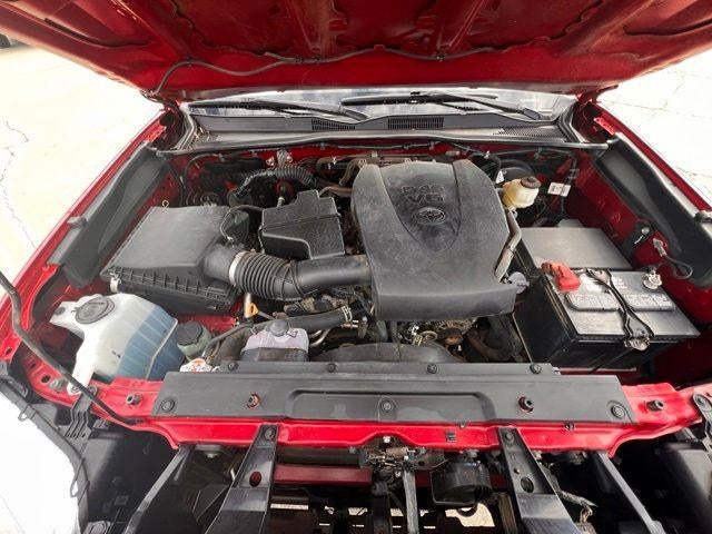 2021 Toyota Tacoma 4WD 4WD SR5 Double Cab 6' Bed V6 AT (Natl)