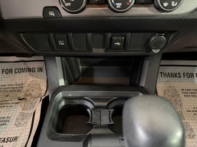 2022 Toyota Tacoma 2WD 2WD SR Access Cab 6' Bed I4 AT (GS)