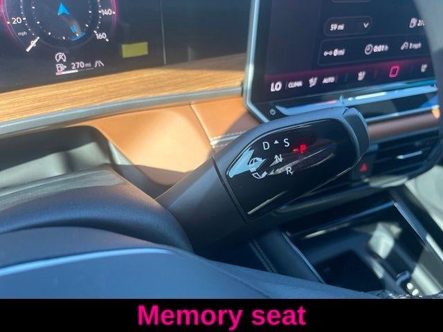 2025 Volkswagen Tiguan 2.0T SEL R-Line 4MOTION
