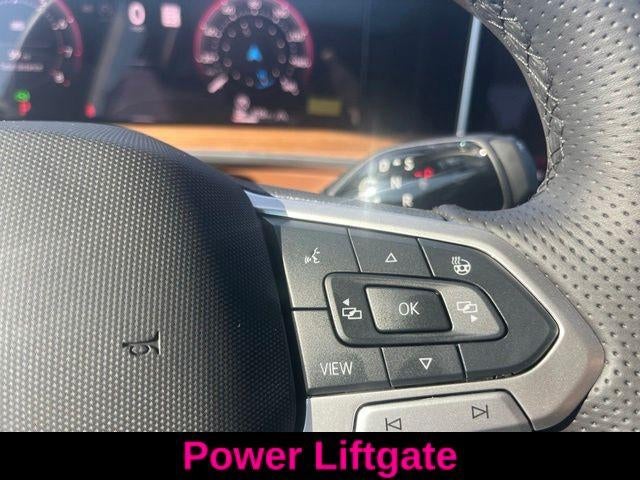 2025 Volkswagen Tiguan 2.0T SEL R-Line 4MOTION