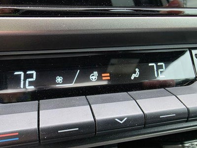 2025 Toyota Camry XSE AWD (Natl)