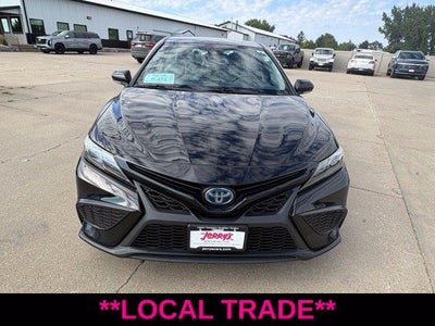 2022 Toyota Camry Hybrid SE CVT (Natl)