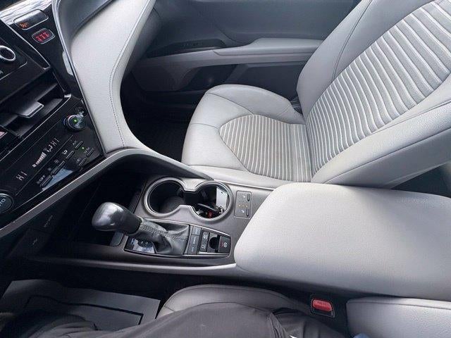 2022 Toyota Camry Hybrid SE CVT (Natl)