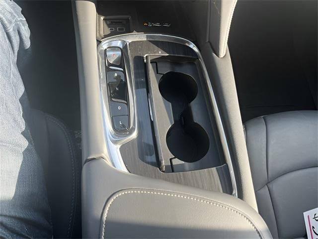 2023 Buick Enclave Essence AWD