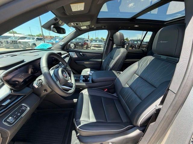 2025 Buick Enclave 4dr Avenir