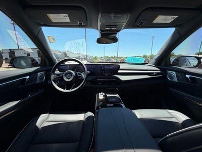 2025 Buick Enclave 4dr Avenir
