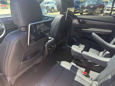 2025 Buick Enclave 4dr Avenir