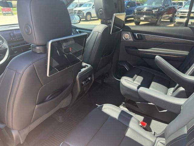 2025 Buick Enclave 4dr Avenir