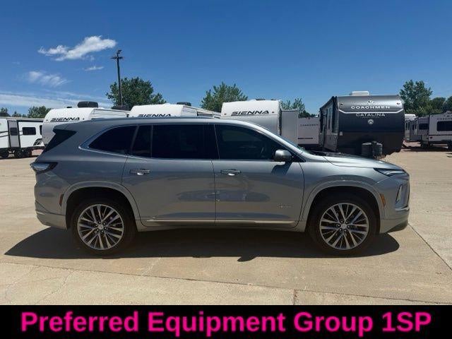 2025 Buick Enclave 4dr Avenir
