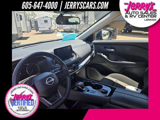 2025 Nissan Rogue AWD SV