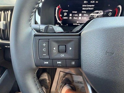 2026 Nissan Pathfinder SL 4WD