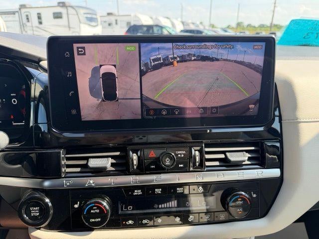 2026 Nissan Pathfinder SL 4WD