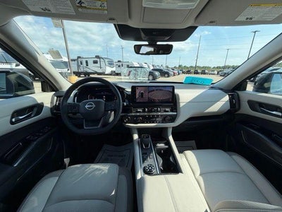 2026 Nissan Pathfinder SL 4WD