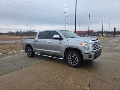 2017 Toyota Tundra 4WD 4WD Limited CrewMax 5.5' Bed 5.7L FFV (SE)