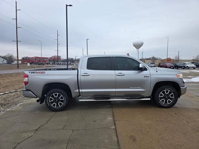 2017 Toyota Tundra 4WD 4WD Limited CrewMax 5.5' Bed 5.7L FFV (SE)