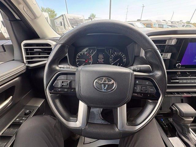 2023 Toyota Tundra 4WD 4WD SR5 CrewMax 5.5' Bed (SE)
