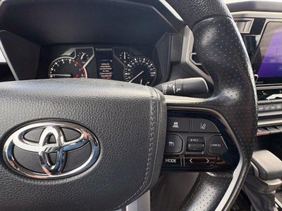 2023 Toyota Tundra 4WD 4WD SR5 CrewMax 5.5' Bed (SE)