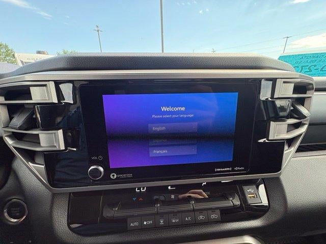2023 Toyota Tundra 4WD 4WD SR5 CrewMax 5.5' Bed (SE)