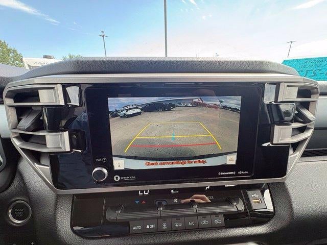 2023 Toyota Tundra 4WD 4WD SR5 CrewMax 5.5' Bed (SE)