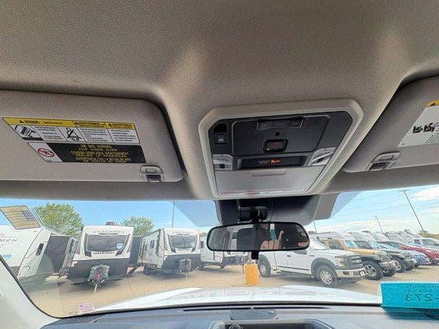2023 Toyota Tundra 4WD 4WD SR5 CrewMax 5.5' Bed (SE)