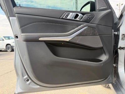 2025 BMW X7 xDrive40i Sports Activity Vehicle