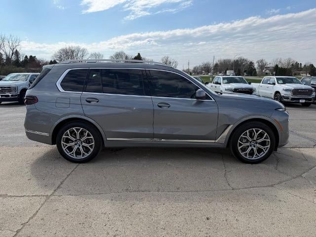 2025 BMW X7 xDrive40i Sports Activity Vehicle
