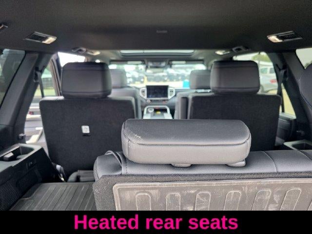 2024 Toyota Sequoia Platinum 4WD (Natl)