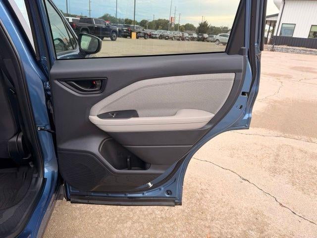 2025 Subaru Forester Premium AWD