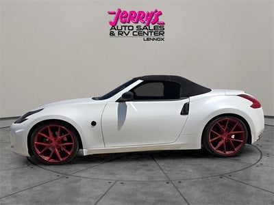 2016 Nissan 370Z 2dr Roadster Auto Touring
