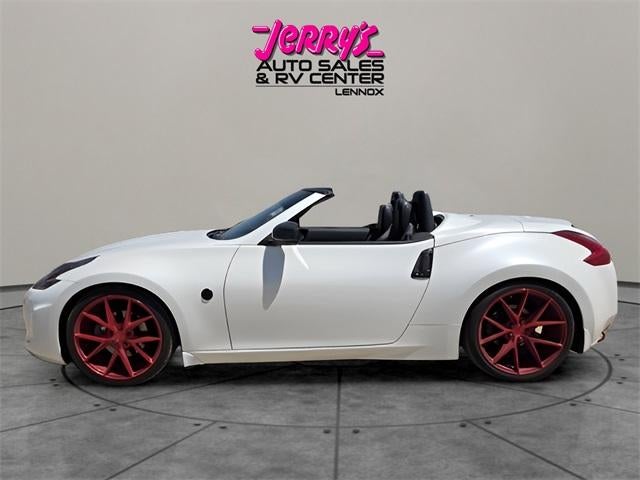2016 Nissan 370Z 2dr Roadster Auto Touring