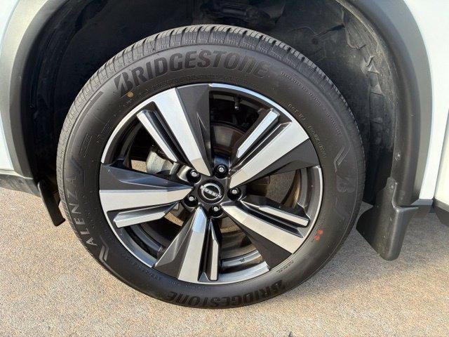 2025 Nissan Rogue AWD SL