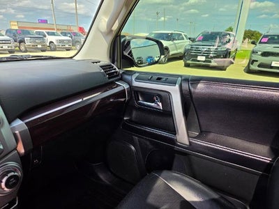 2016 Toyota 4Runner 4WD 4dr V6 Limited (Natl)