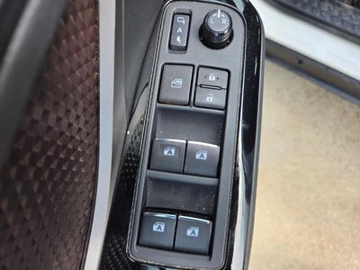 2019 Toyota C-HR Limited FWD (Natl)
