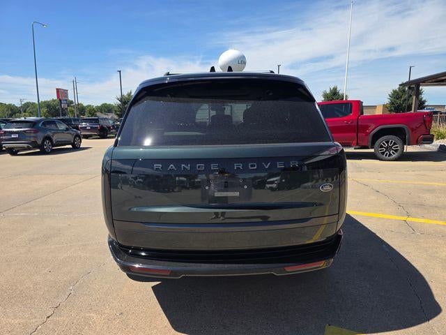 2023 Land Rover Range Rover P400 SE SWB