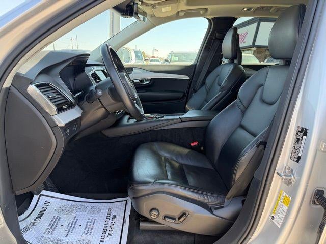 2021 Volvo XC90 T5 AWD Momentum 7P