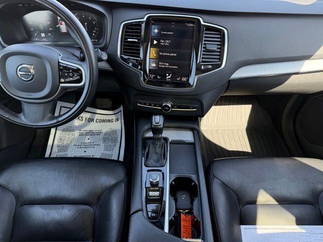2021 Volvo XC90 T5 AWD Momentum 7P