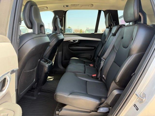 2021 Volvo XC90 T5 AWD Momentum 7P