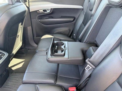 2021 Volvo XC90 T5 AWD Momentum 7P